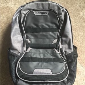 Book bag Targus multi compartment laptop carrier
